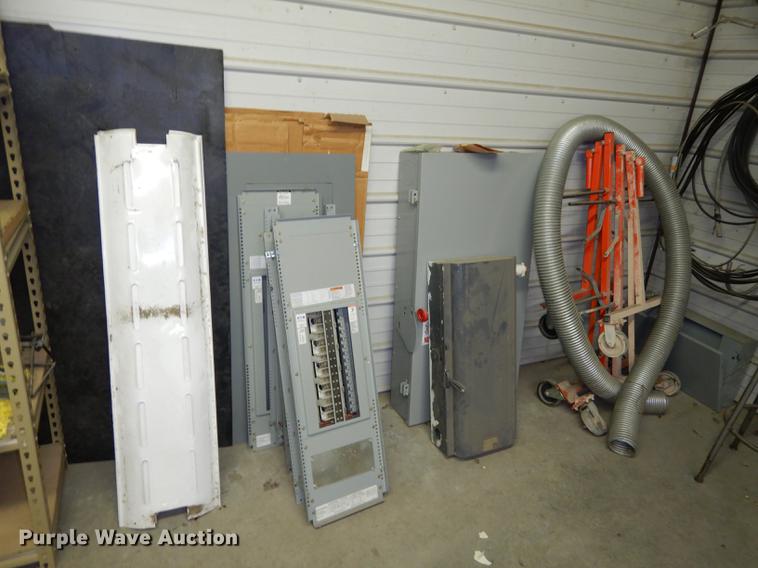 image for item DS9819 Electrical supplies