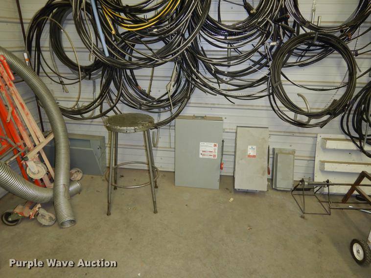 image for item DS9819 Electrical supplies