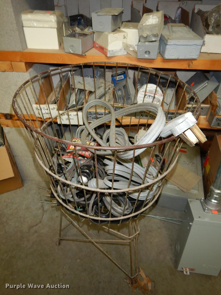 image for item DS9828 Electrical supplies