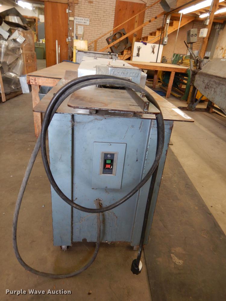 image for item DS9836 The Lockformer Company cleatformer