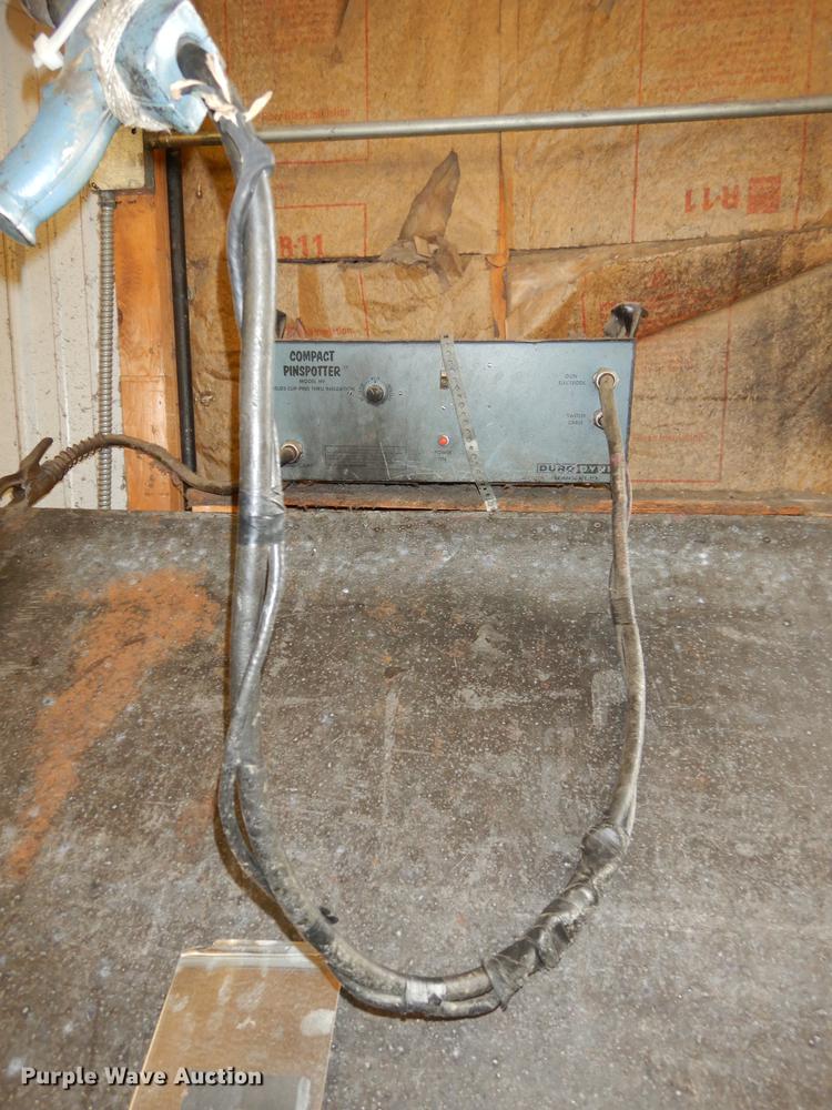 image for item DS9837 Compact pinspotter welder