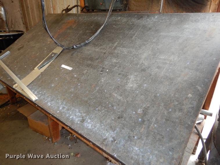 image for item DS9837 Compact pinspotter welder