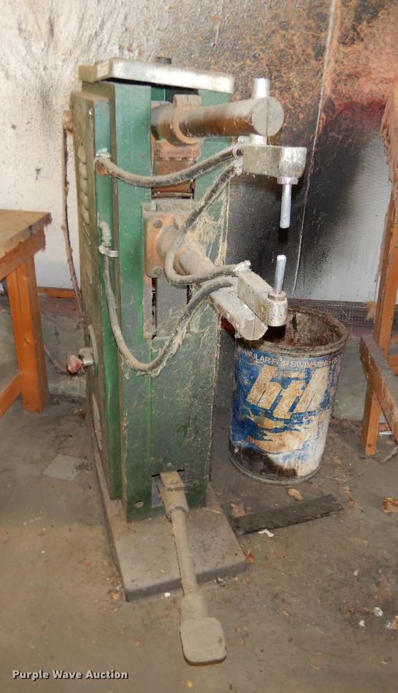 image for item DS9839 Atomic PP spot welder