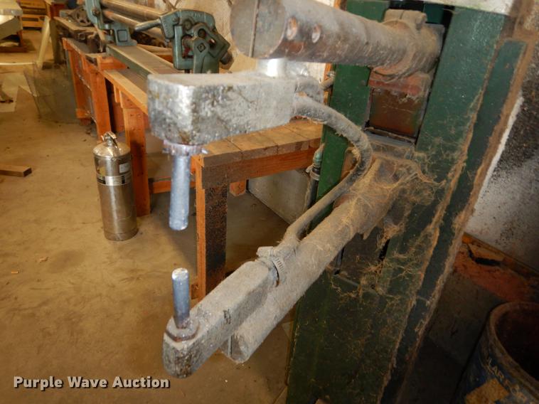 image for item DS9839 Atomic PP spot welder