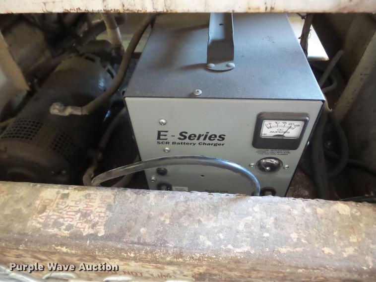 image for item DS9861 Mark Lift 25E scissor lift