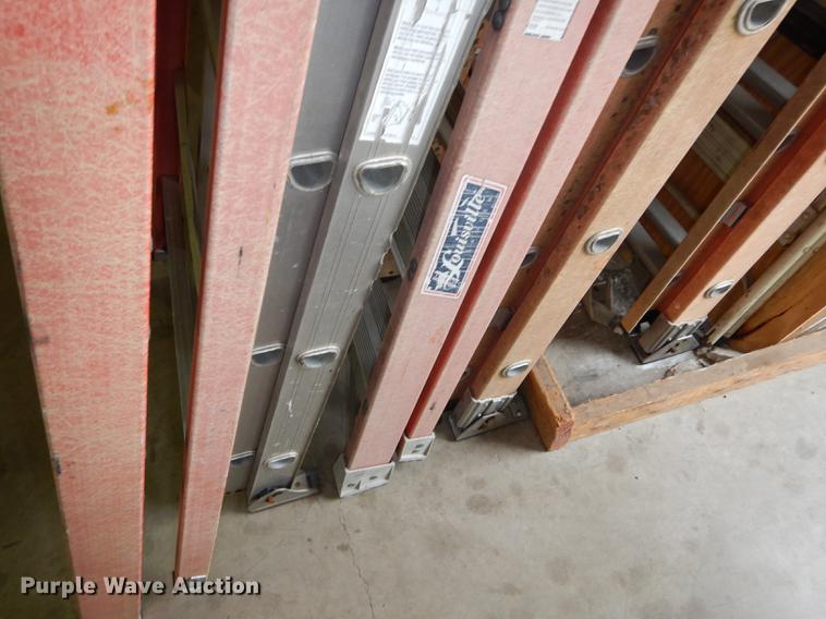 image for item DS9865 (5) ladders