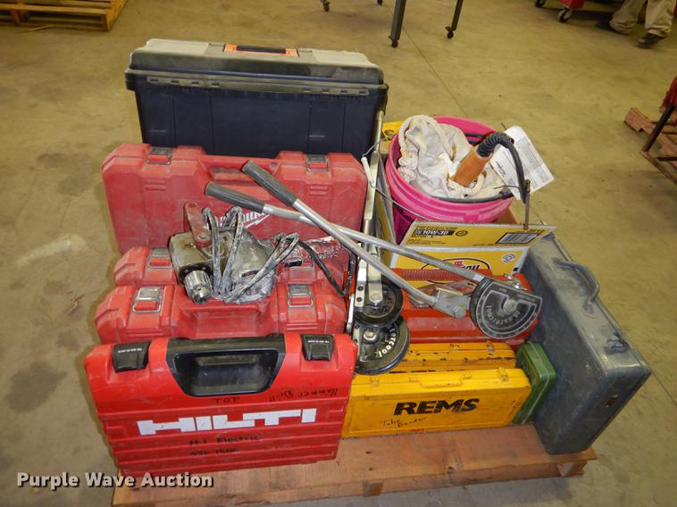 image for item DS9869 Tools