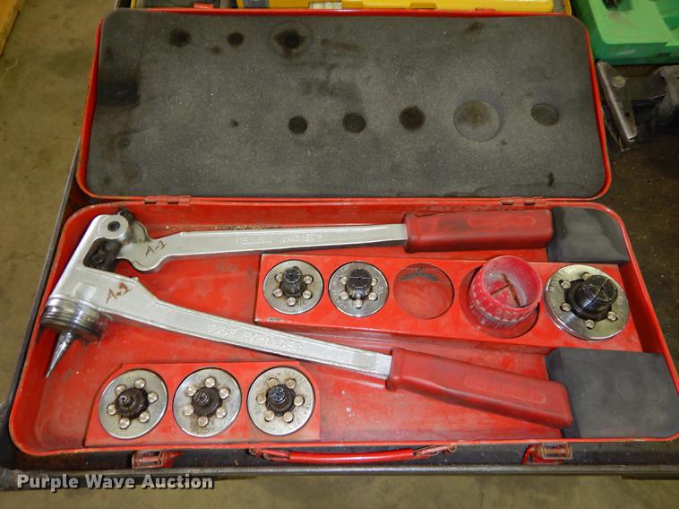 image for item DS9869 Tools