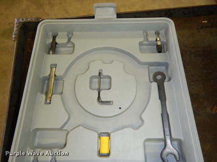 image for item DS9869 Tools