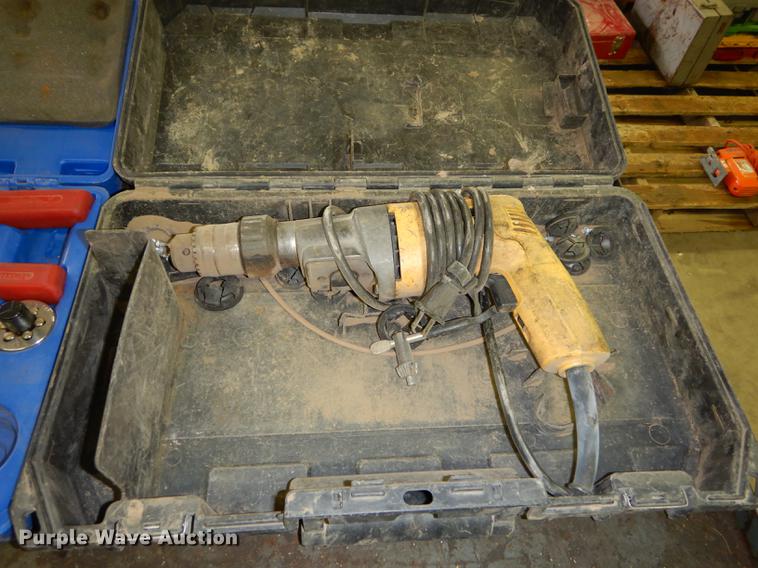 image for item DS9869 Tools