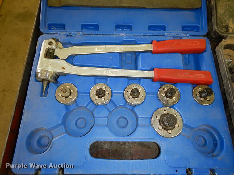 image for item DS9869 Tools