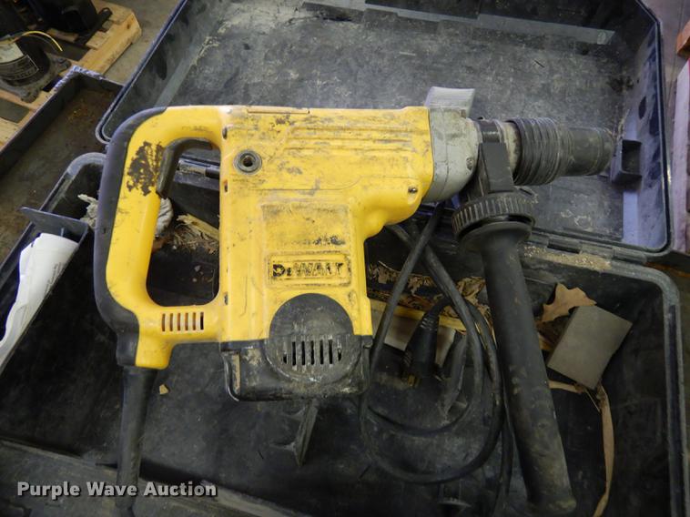 image for item DS9869 Tools