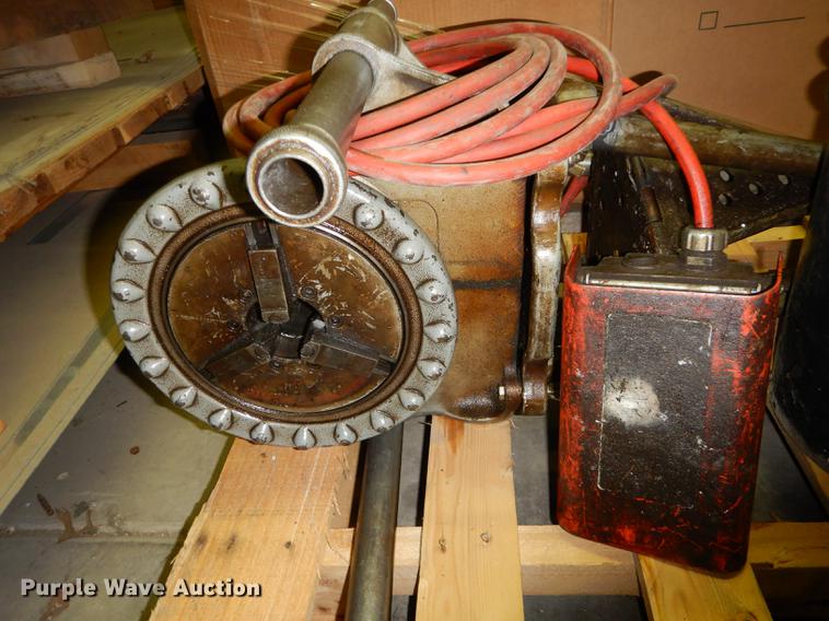 image for item DS9883 Tools