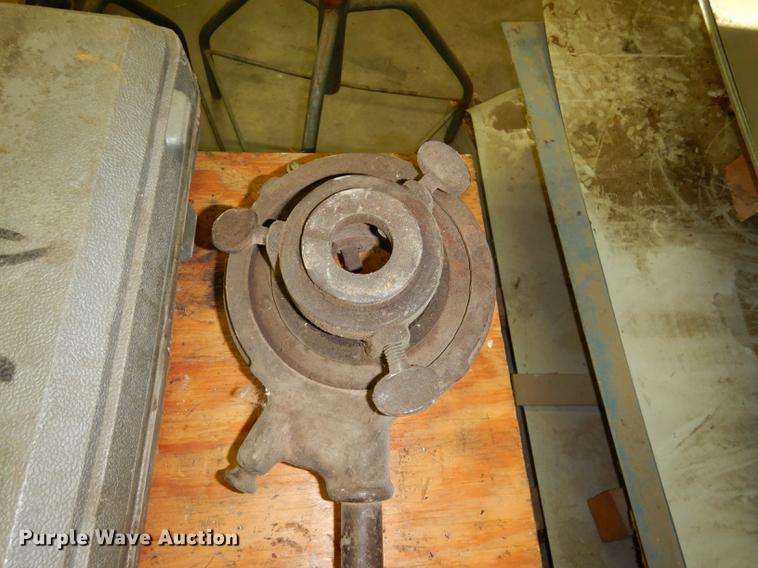 image for item DS9883 Tools