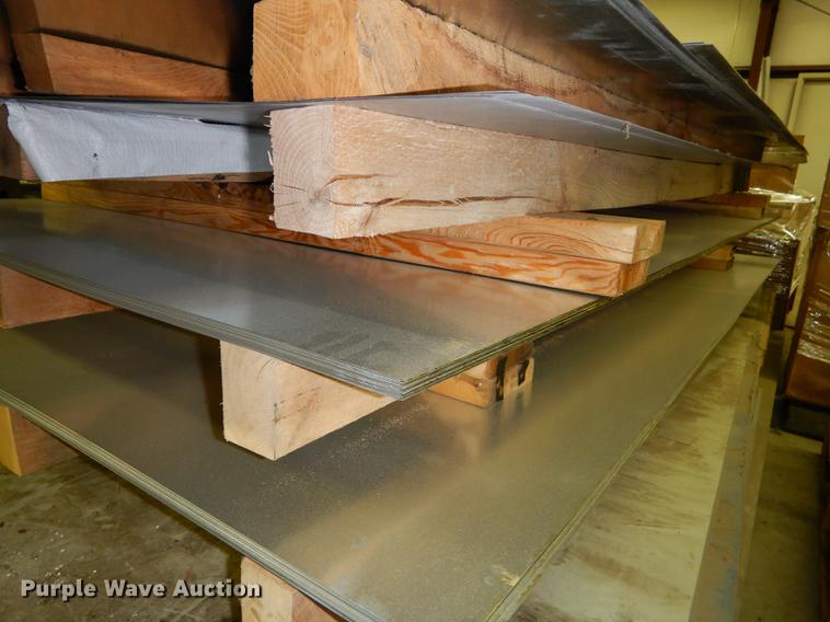 image for item DS9884 Approximately 50 pieces of sheet metal