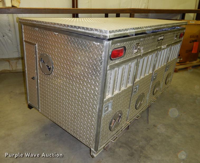 image for item DS9887 Cheyenne aluminum dog box