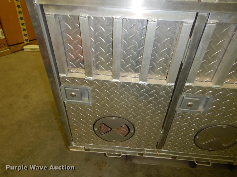 image for item DS9887 Cheyenne aluminum dog box