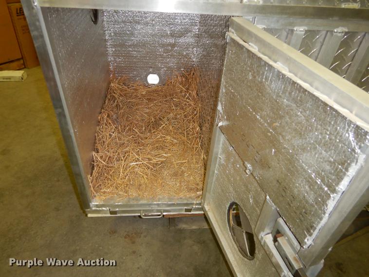 image for item DS9887 Cheyenne aluminum dog box