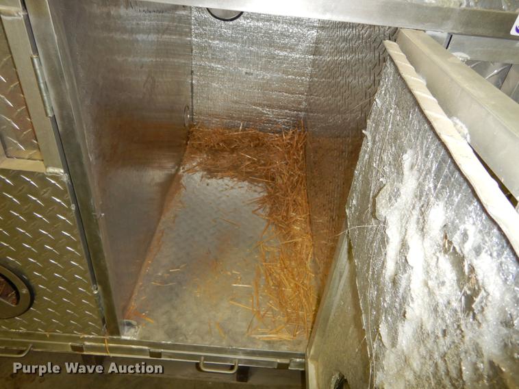 image for item DS9887 Cheyenne aluminum dog box