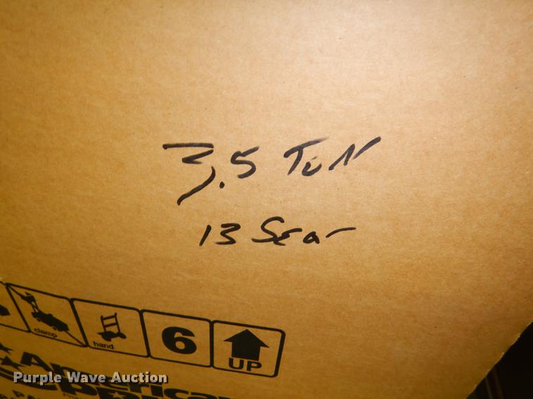 image for item DS9891 Amana AC unit