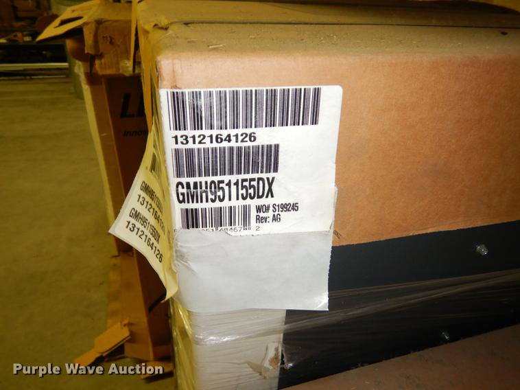 image for item DS9898 Goodman furnace unit