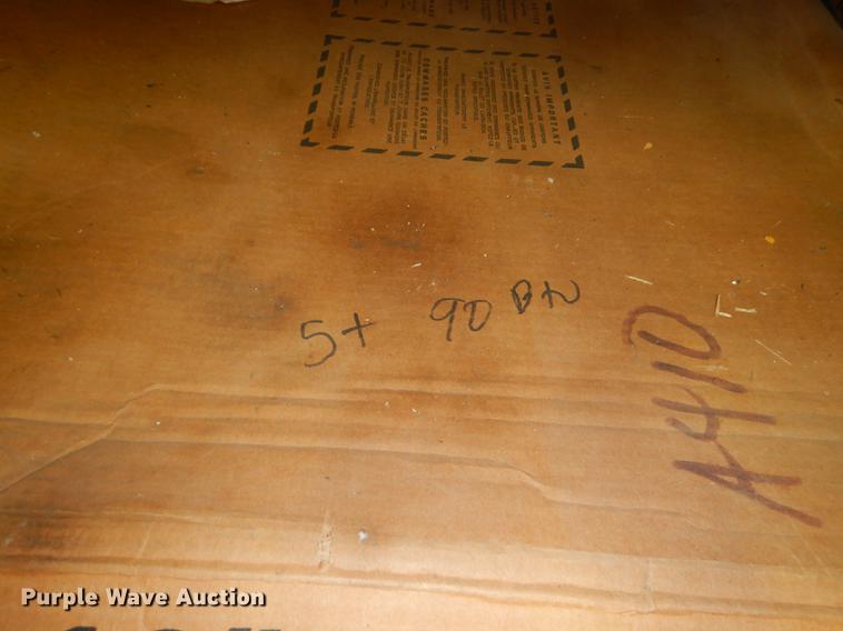 image for item DS9899 Lennox furnace unit