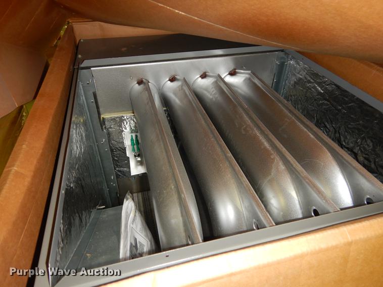 image for item DS9899 Lennox furnace unit