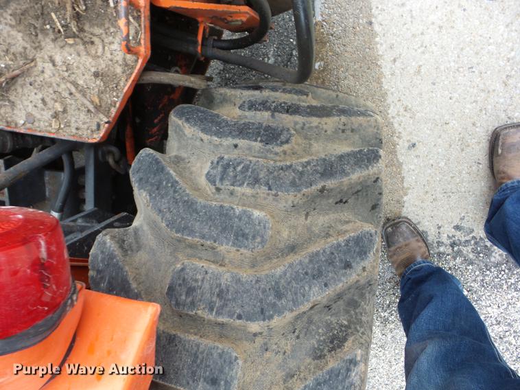 image for item K6370 Kubota B20 MFWD tractor