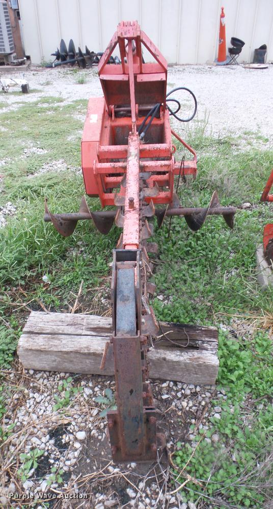 image for item K6370 Kubota B20 MFWD tractor