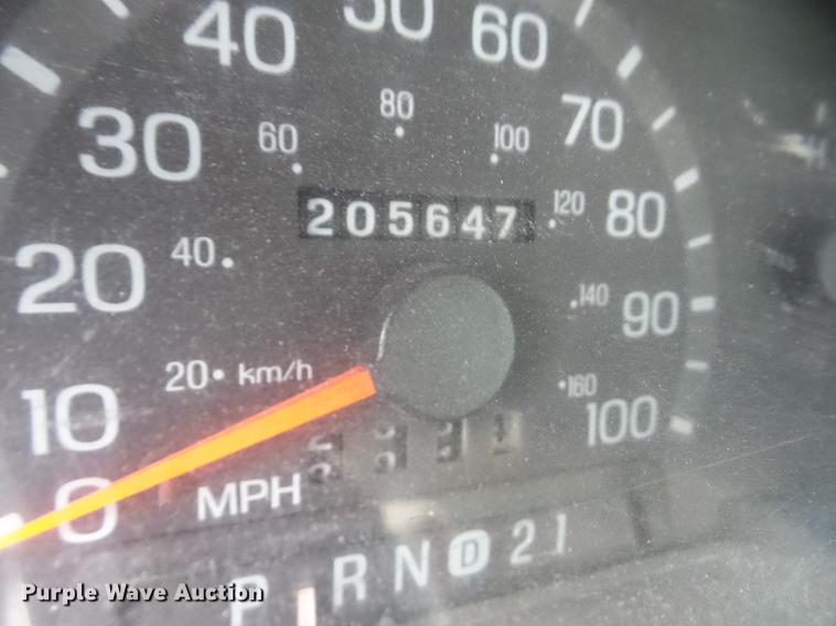 image for item K6371 2001 Ford Econoline E250 Extended van