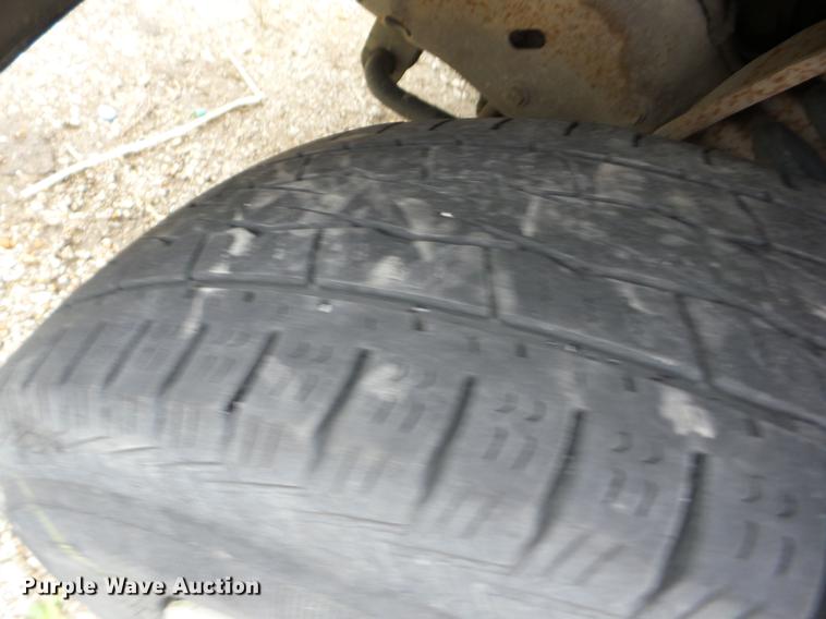 image for item K6371 2001 Ford Econoline E250 Extended van