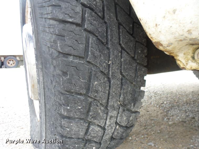 image for item K6373 1996 Ford Econoline E250 van