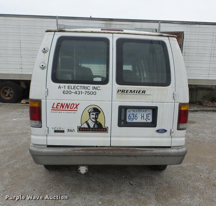 image for item K6374 1992 Ford Econoline E250 van