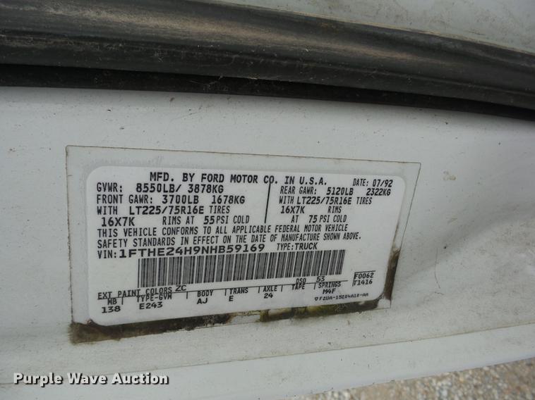 image for item K6374 1992 Ford Econoline E250 van