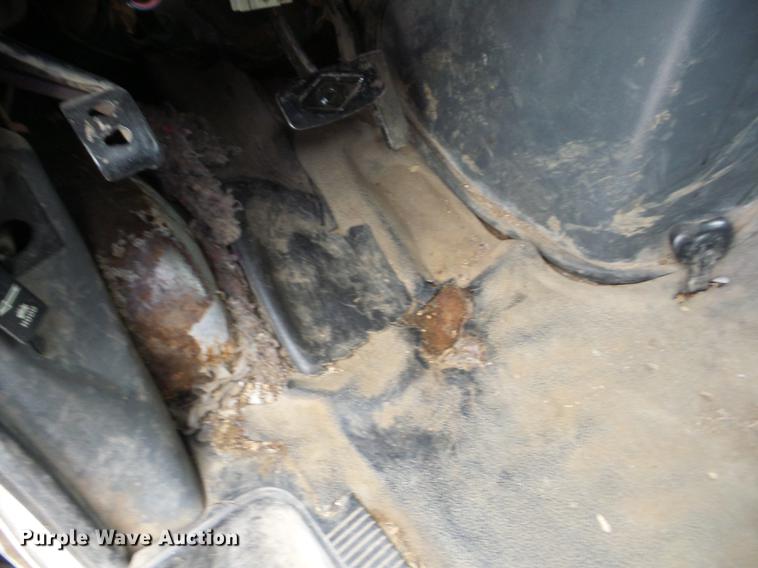 image for item K6374 1992 Ford Econoline E250 van