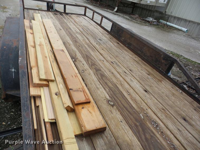 image for item K6377 2001 Starlite 7-1023 utility trailer