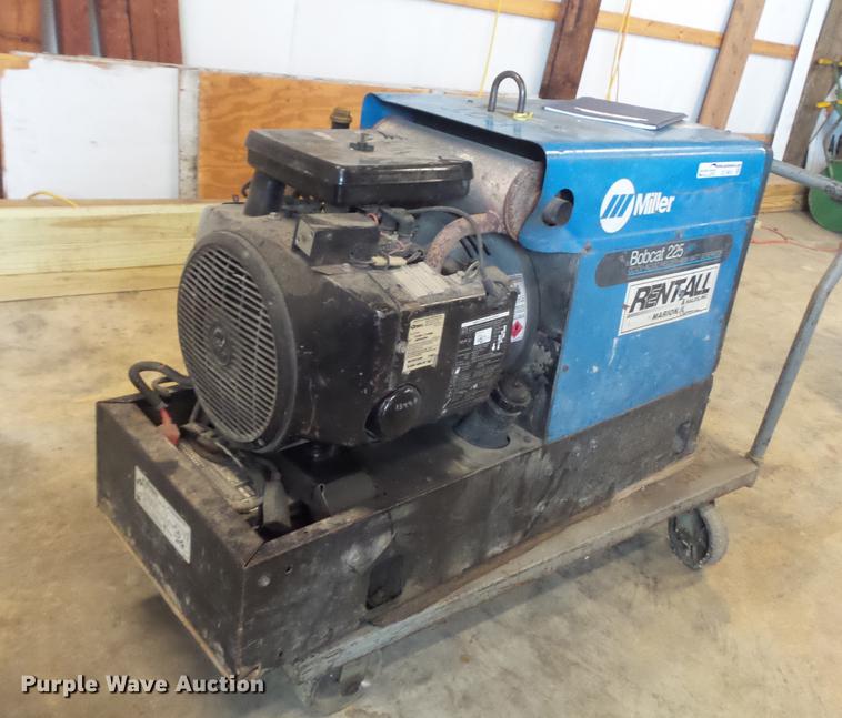 image for item CC9613 1997 Miller Bobcat 225G Plus welder/generator