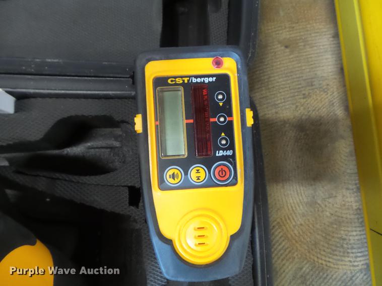 image for item CC9624 1991 Metrotech 810 utility locator