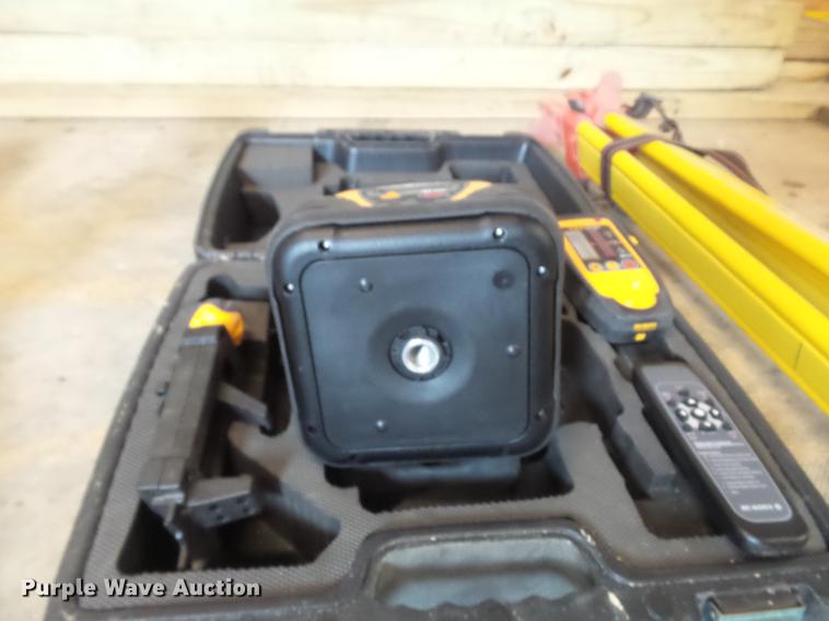 image for item CC9624 1991 Metrotech 810 utility locator