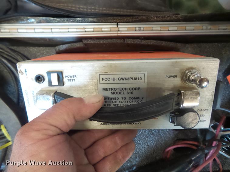 image for item CC9624 1991 Metrotech 810 utility locator