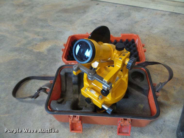 image for item CC9625 Surveying equipment