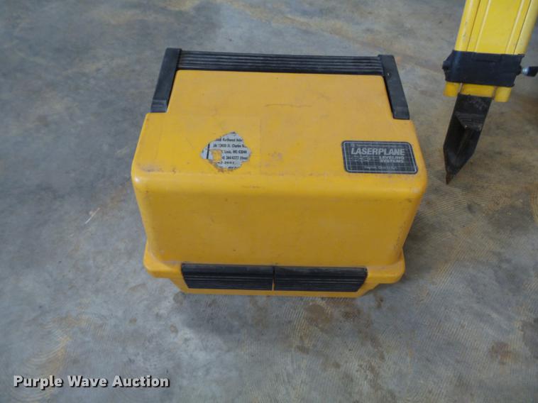 image for item CC9627 Surveying equipment