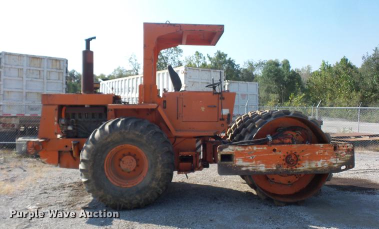 image for item DA0778 1988 Hamm 2410SSD single drum vibratory roller