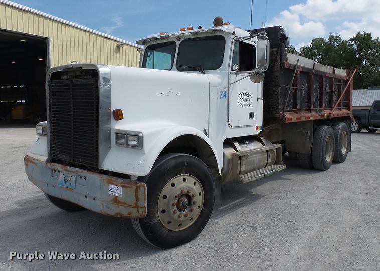 image for item DA2377 1986 Freightliner dump truck