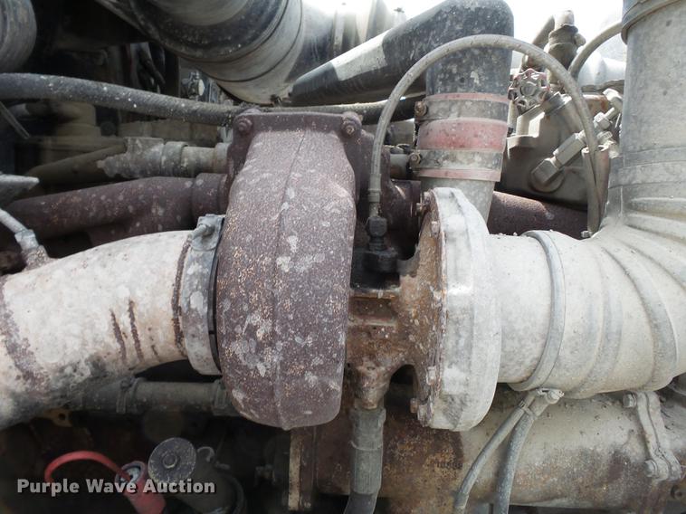 image for item DA2377 1986 Freightliner dump truck