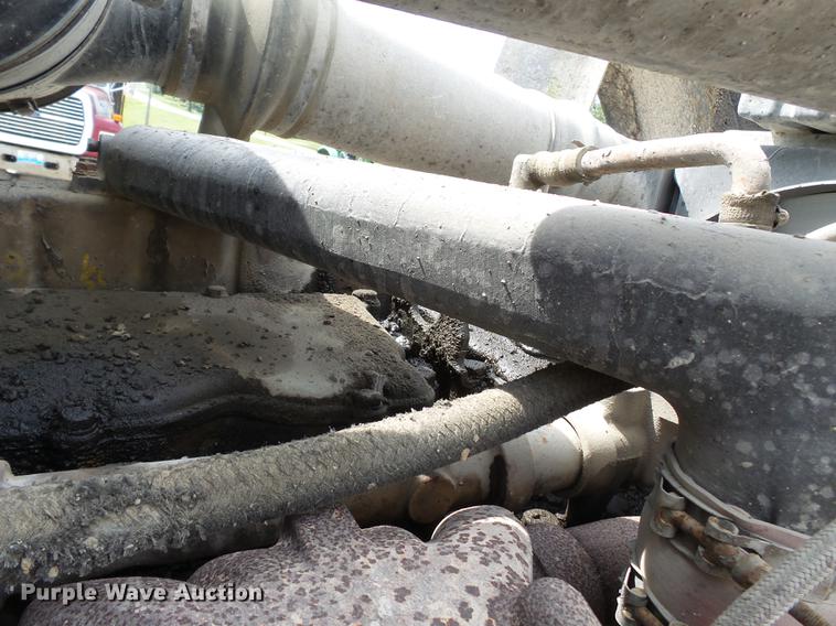 image for item DA2377 1986 Freightliner dump truck