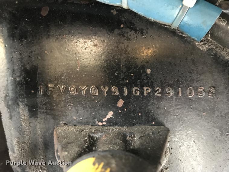 image for item DA2377 1986 Freightliner dump truck