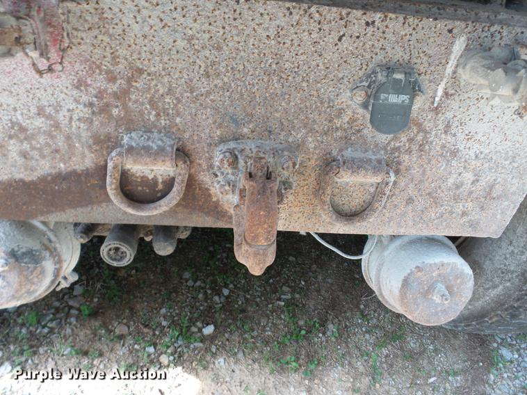 image for item DA2380 1999 International 4900 dump truck