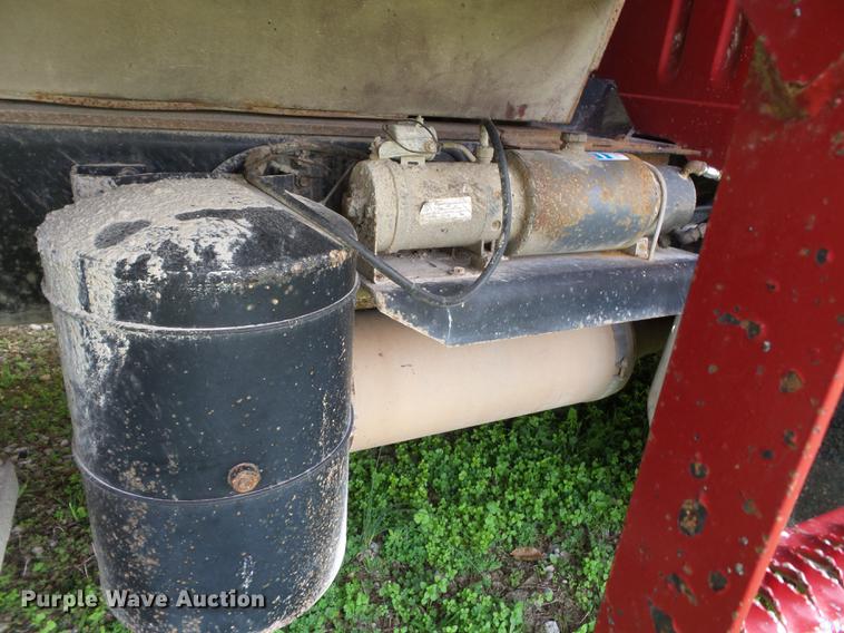 image for item DA2380 1999 International 4900 dump truck