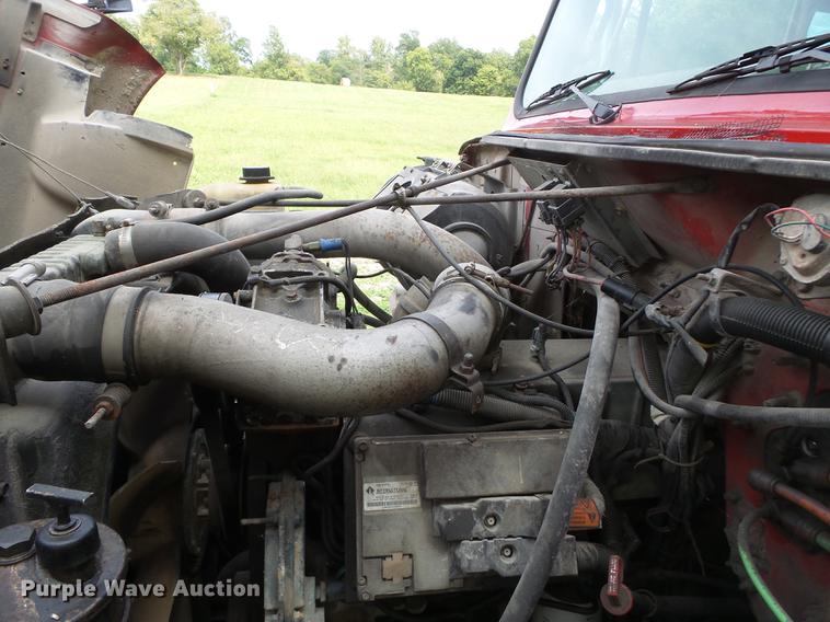 image for item DA2380 1999 International 4900 dump truck